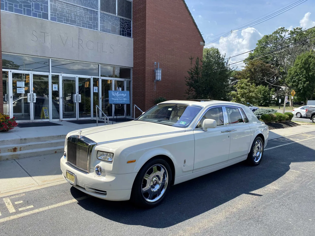 White Rolls Royce Phantom for rolls royce phantom rental