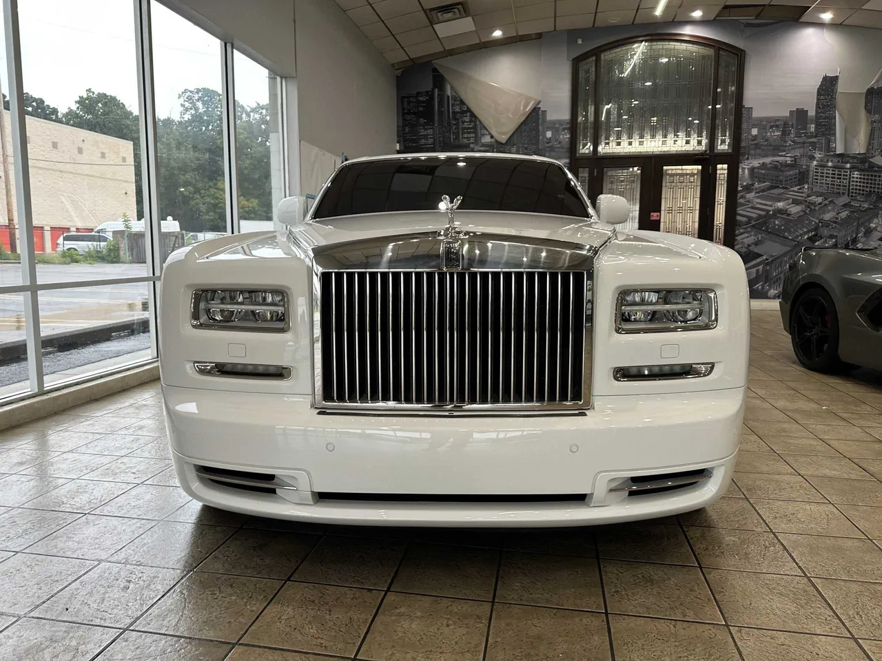 White Rolls Royce Phantom for rolls royce phantom rental