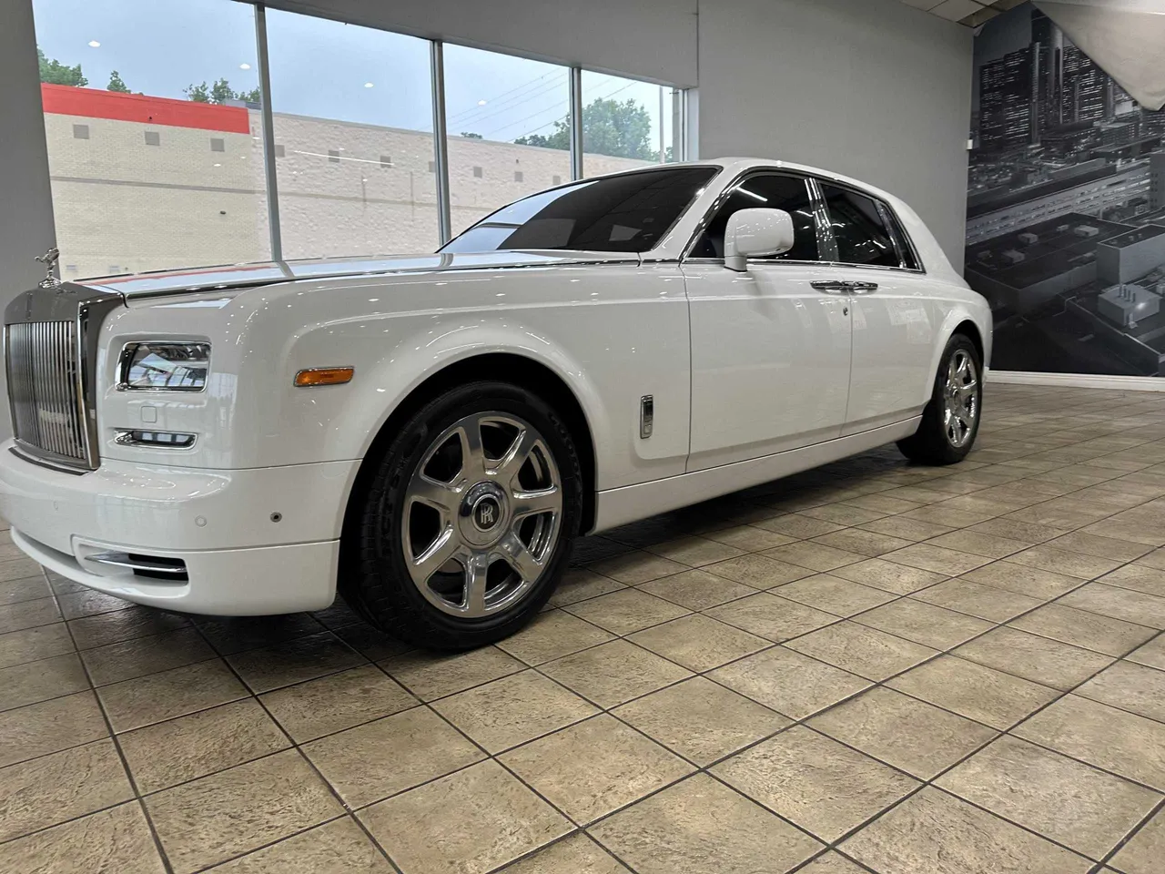 White Rolls Royce Phantom exterior for rolls royce phantom rental